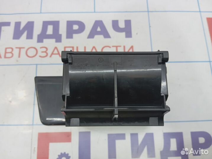 Пепельница передняя Volkswagen Tiguan (NF) 5M18573