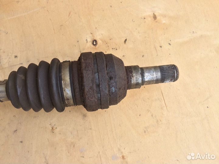 Привод задний правый на Опель Антара