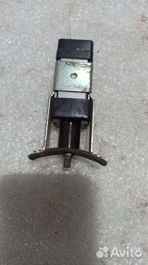 Привод лючка бензобака Daewoo nexia