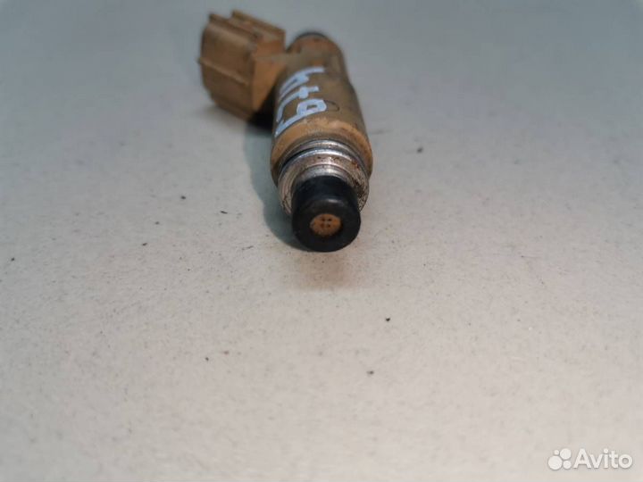 Форсунка инжекторная электрическая Toyota Allex 20