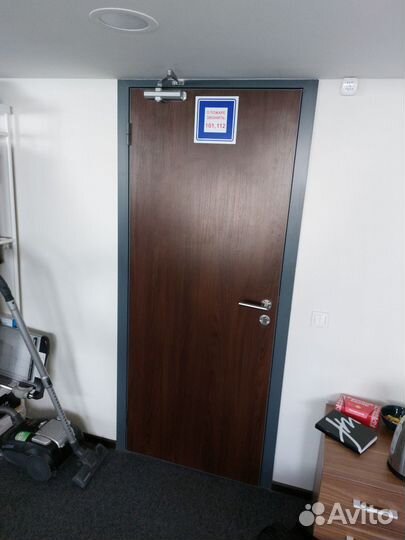 Дверь входная металлическая
