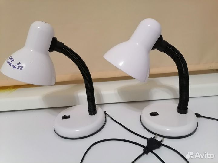 Лампа настольная