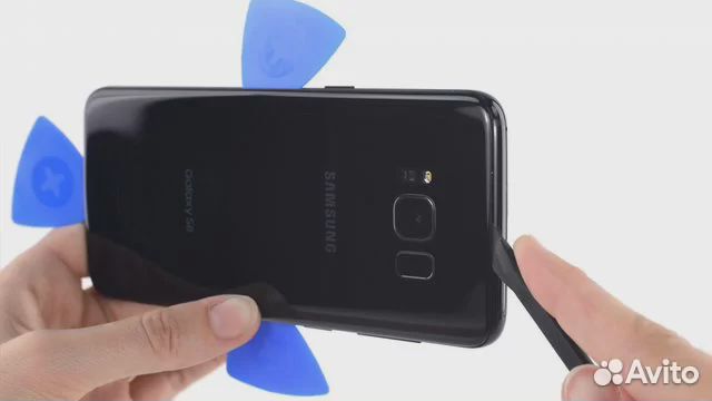 Медиатор для открытия телефонов