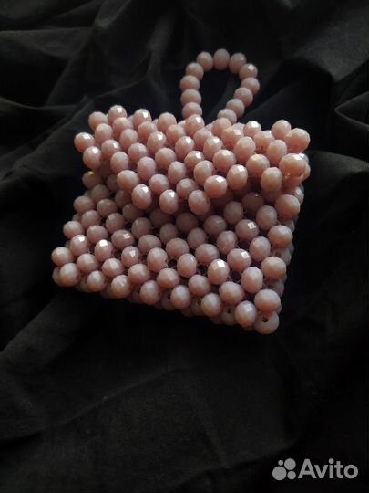 Сумки из бусин от бренда 