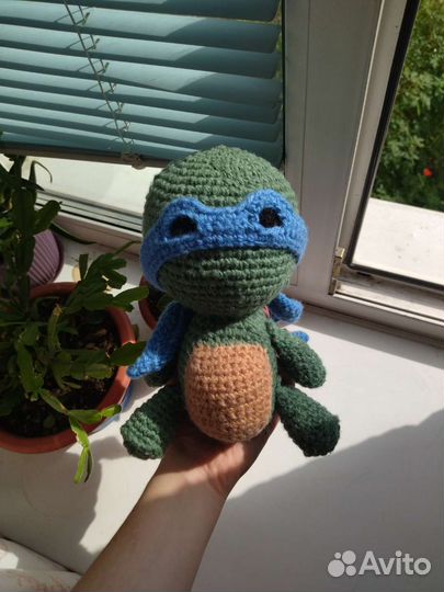 Черепашки-ниндзя. Леонардо. Вязанная игрушка