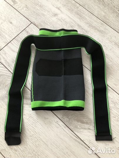 Наколенник