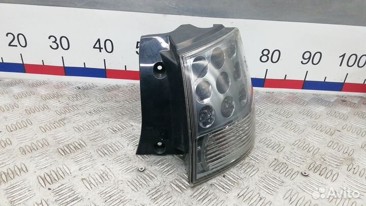 Фонарь Mitsubishi Outlander (2003-2009)