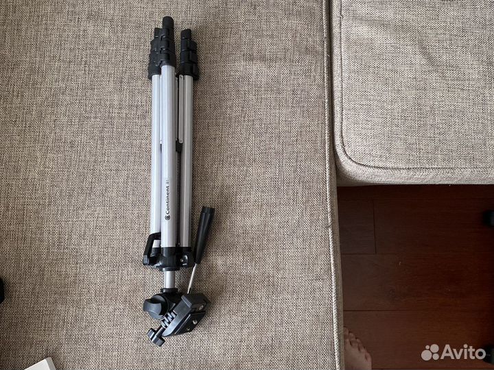 Canon eos 500d+см доп оборуд в подарок