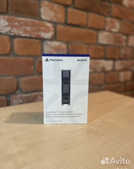 Зарядные станции для геймпадов PS5