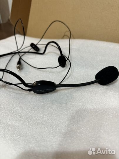 Петличный минкрофон sennheiser с базой