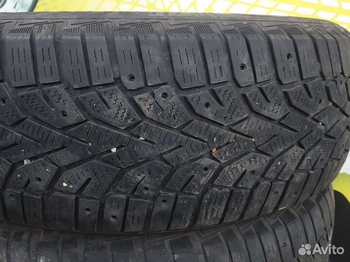 Gislaved NordFrost 100 215/70 R16 100T