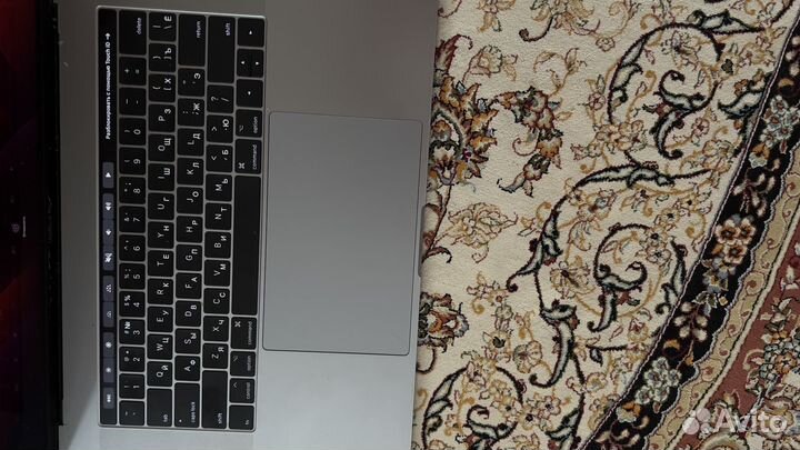 Macbook pro 15 2017 i7 16gb 512