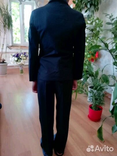 Школьный костюм