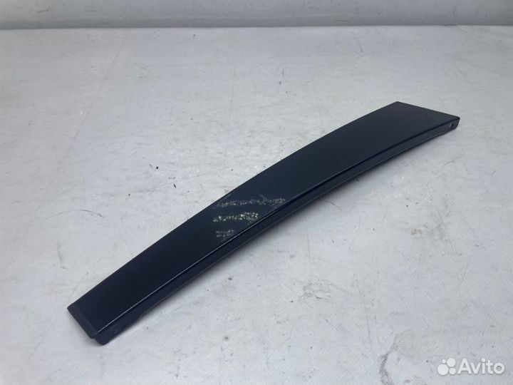 Накладка на дверь задняя левая Mercedes-Benz E