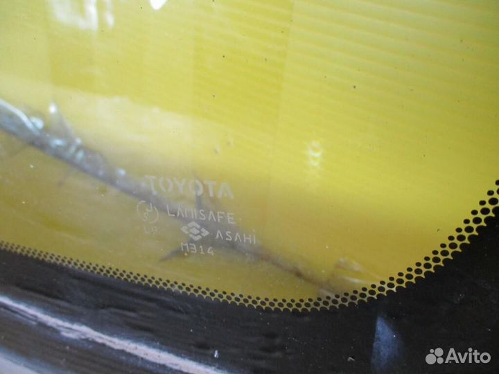 Лобовое стекло