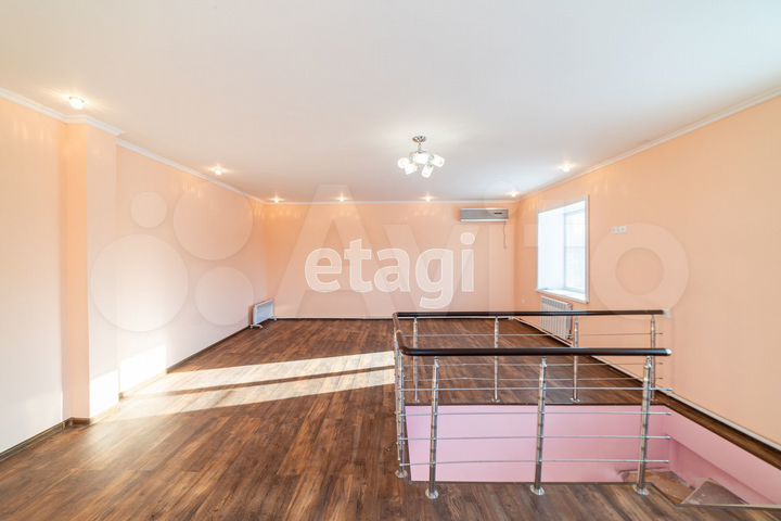 Коттедж 178,2 м² на участке 18,9 сот.