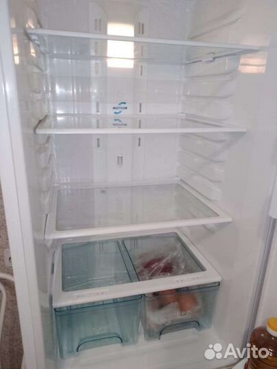 Холодильник daewoo