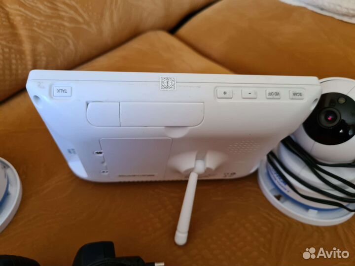 Видеоняня luvion prestige Touch2