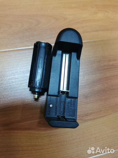 Зарядное устройство