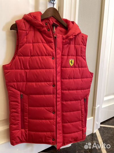 Жилетка безрукавка Puma Ferrari красная S 46-48