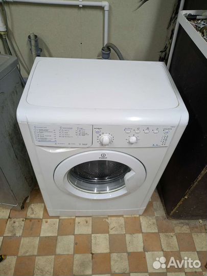 Стиральная машина indesit
