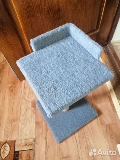 Когтеточка для кошек с лежанкой