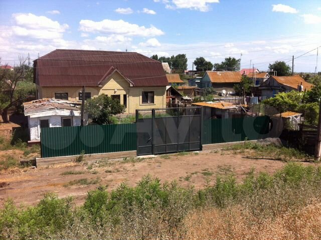 Дом 200 м² на участке 12 сот.