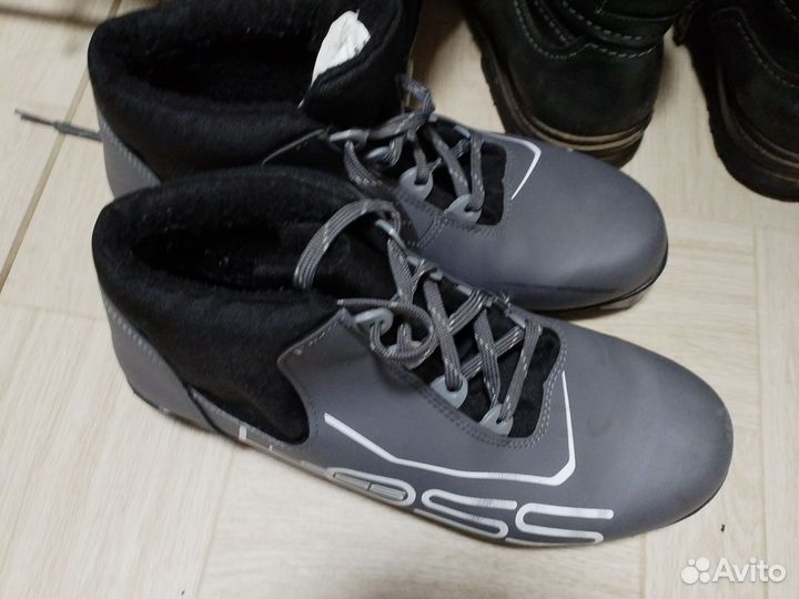 Лыжные ботинки классические