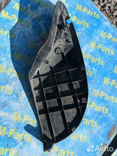 Подкрылок задний правый Mazda Axela BK5P bkep BK3P