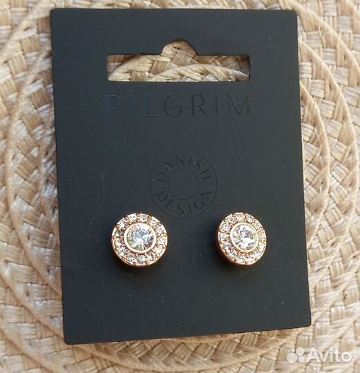 Серьги пуссеты Pilgrim новые
