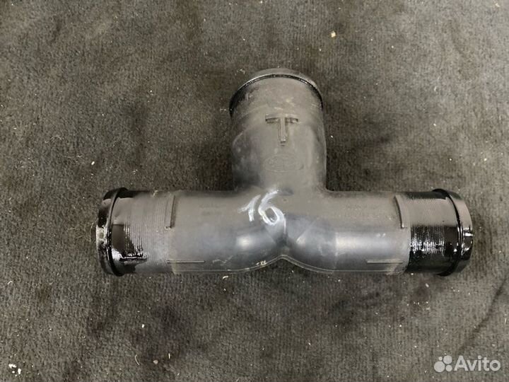 Тройник охлаждения наддува Land Rover Range Rover