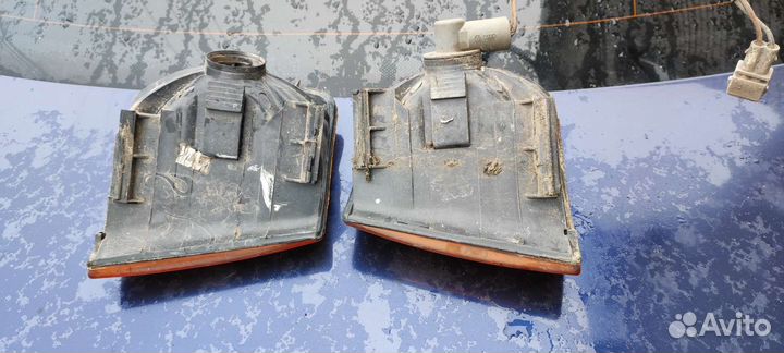 Оранжевые поворотники Пассат Б3