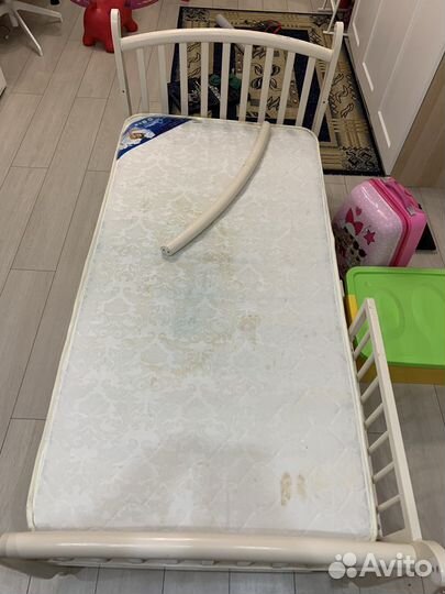 Деткая кровать