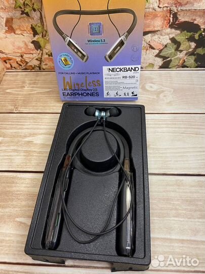 Беспроводная гарнитура вставная спортивная RB-S20