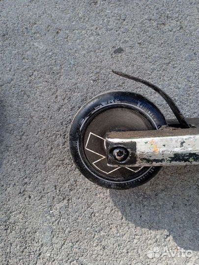 Самокат трюковой