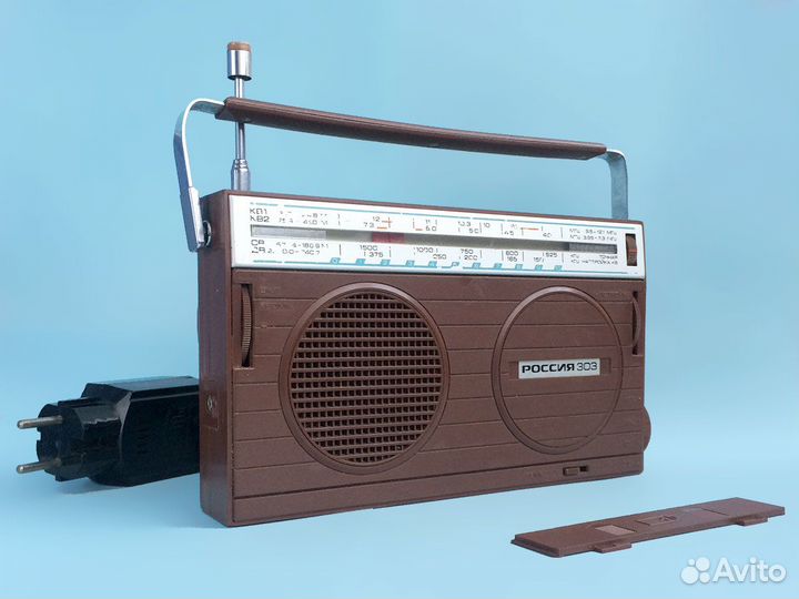 Радиоприемник Россия 303 транзисторный портативный