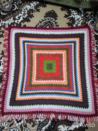 Вязанный коврик