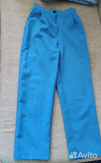 Брючный костюм женский 42 44 летний