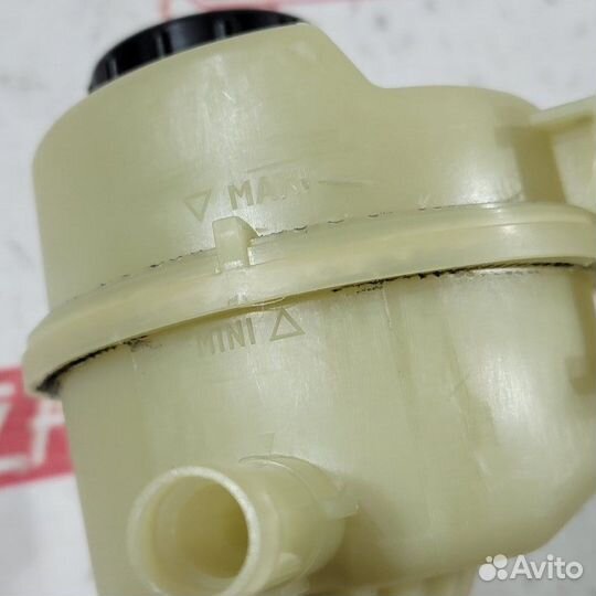 Бачок гидроусилителя Renault Logan 2