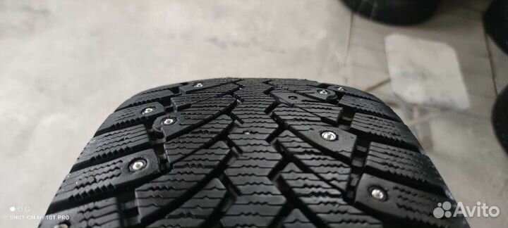 Formula Ice 205/60 R16 96T