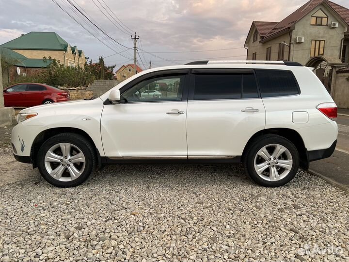 Toyota Highlander 3.5 AT, 2011, 186 950 км