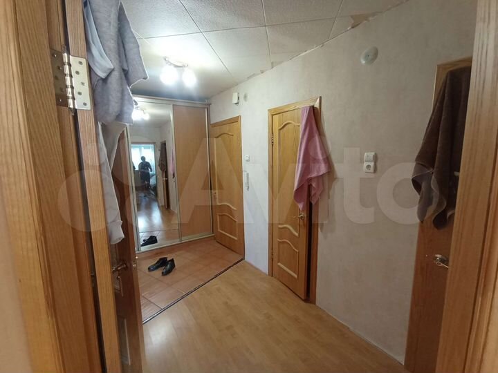 Доля в 2-к. квартире, 48,5 м², 4/5 эт.