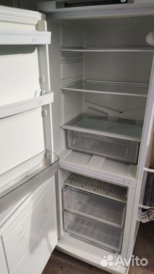 Холодильник Indesit