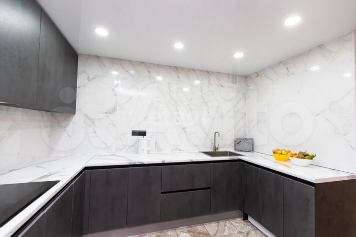 Комната 79,7 м² в 3-к., 2/9 эт.