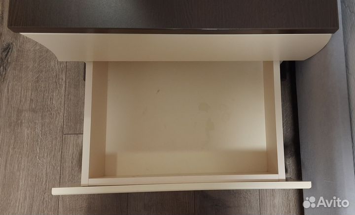 Тумба прикроватная