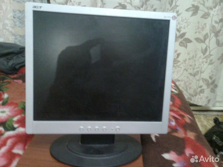 3Монитора aser AL 1715 и LG L1717 и sony 42 см