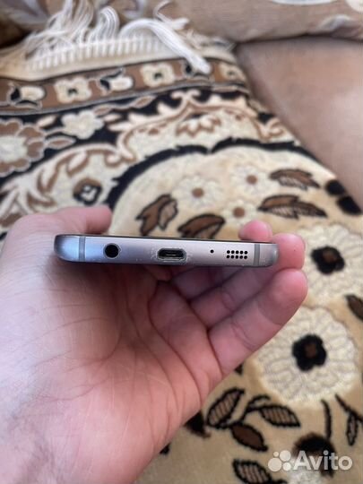 Samsung Galaxy S7, 4/32 ГБ