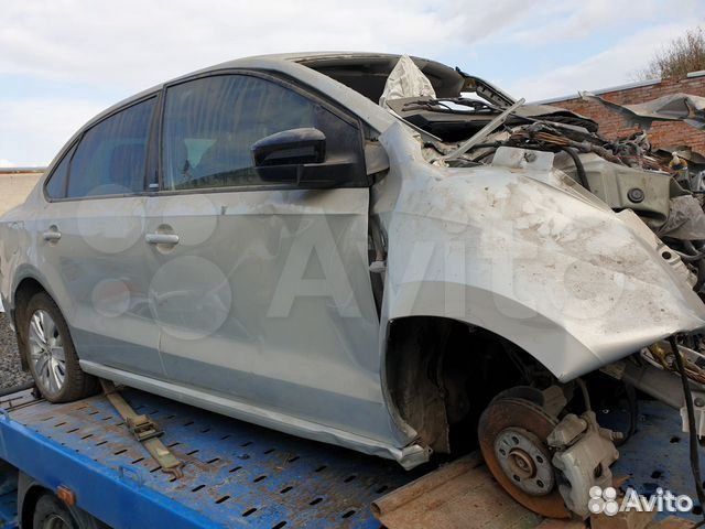 Кузов аварийный Volkswagen Polo 2016 гв по частям