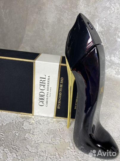 Женские духи carolina herrera