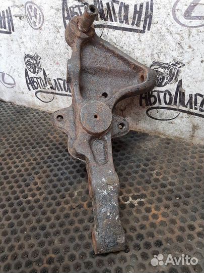 Кулак (цапфа) задний левый Kia Spectra 2008